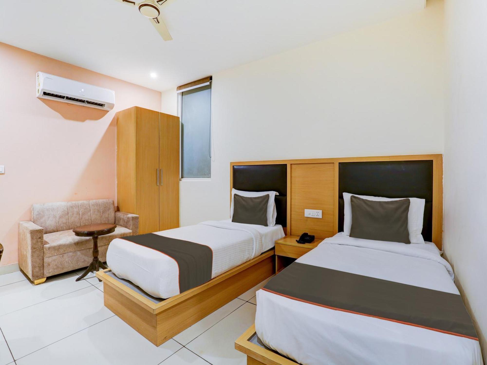 Collecion O White House Hotel New Delhi Luaran gambar