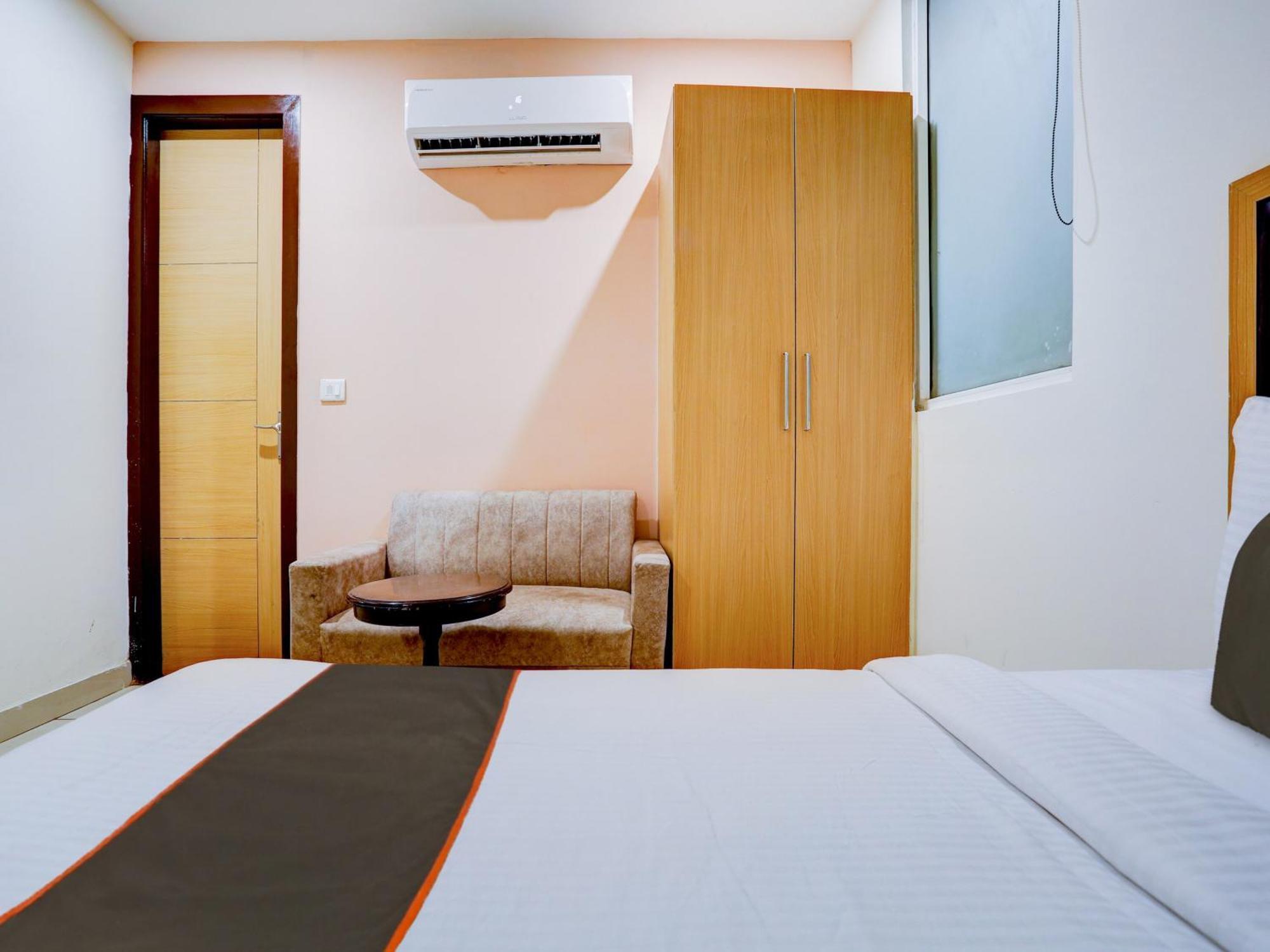 Collecion O White House Hotel New Delhi Luaran gambar