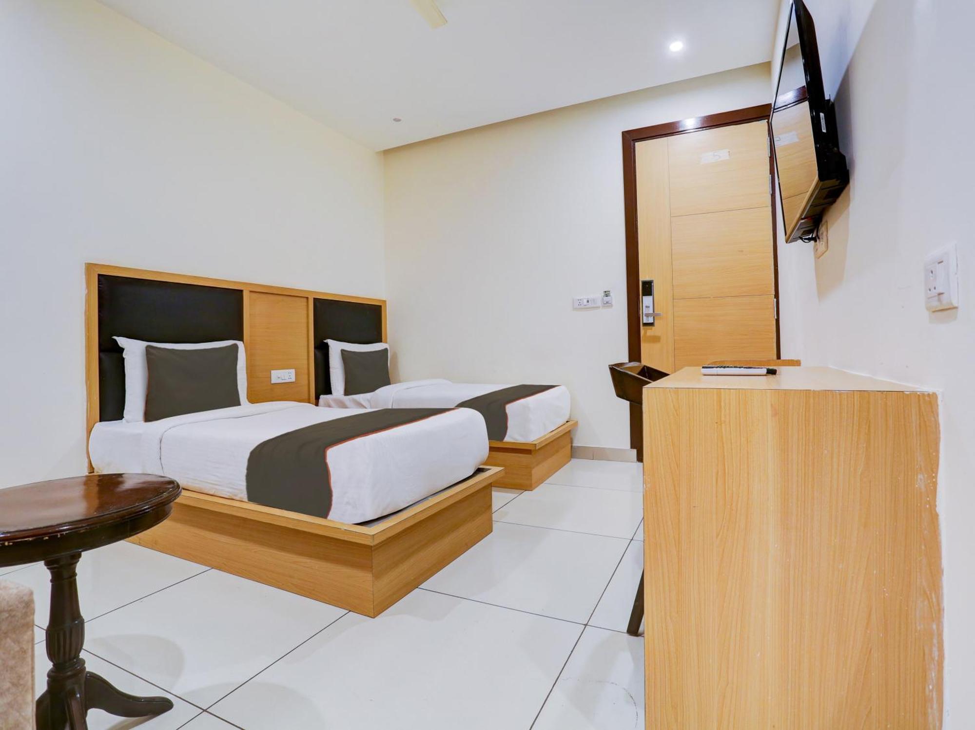 Collecion O White House Hotel New Delhi Luaran gambar