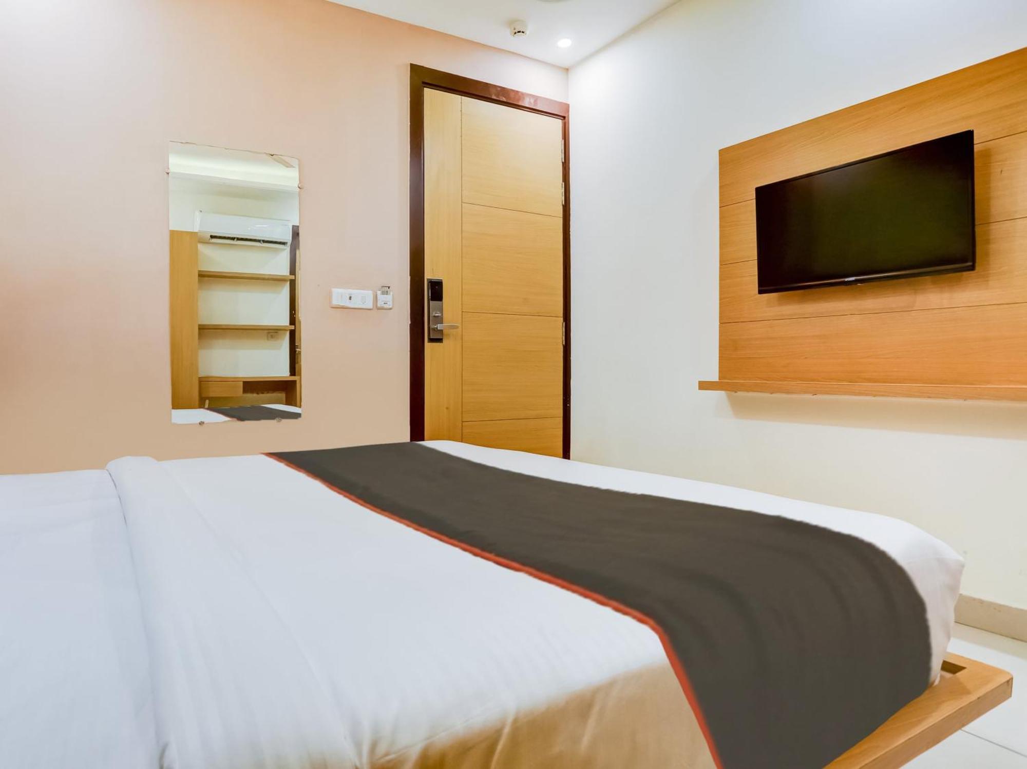 Collecion O White House Hotel New Delhi Luaran gambar