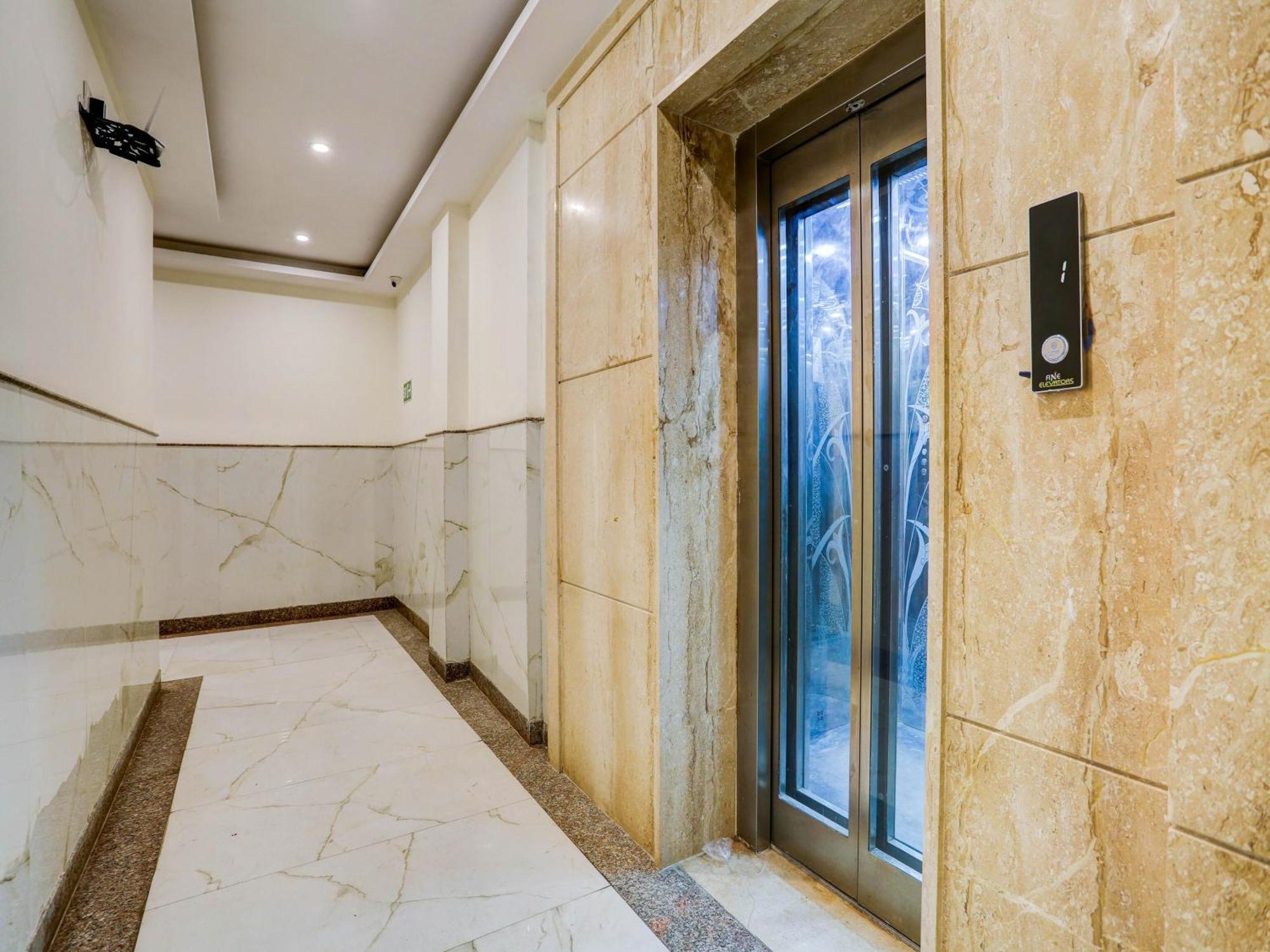 Collecion O White House Hotel New Delhi Luaran gambar