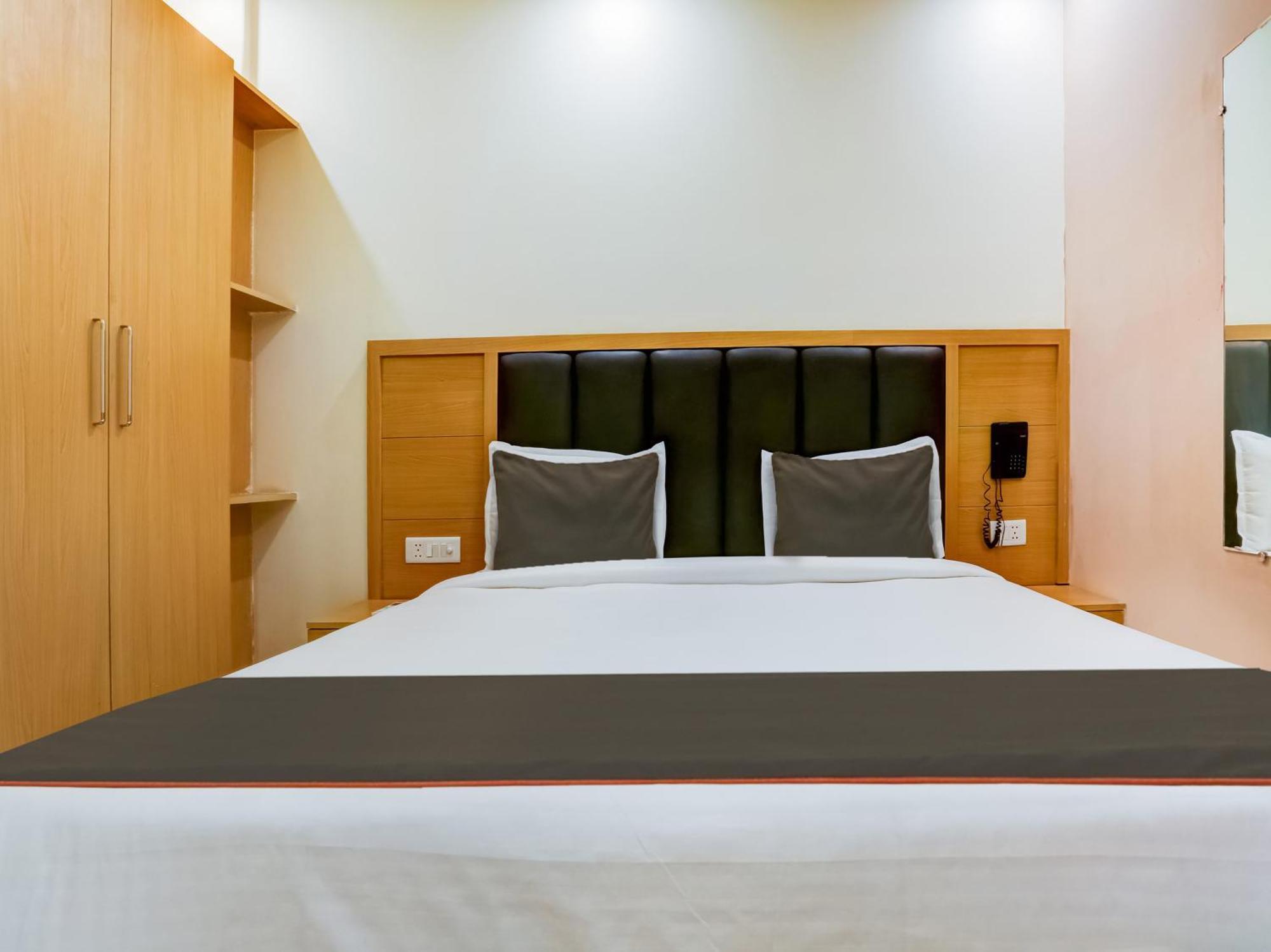 Collecion O White House Hotel New Delhi Luaran gambar